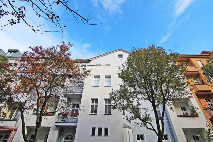 Liegenschaft, Straßenseite