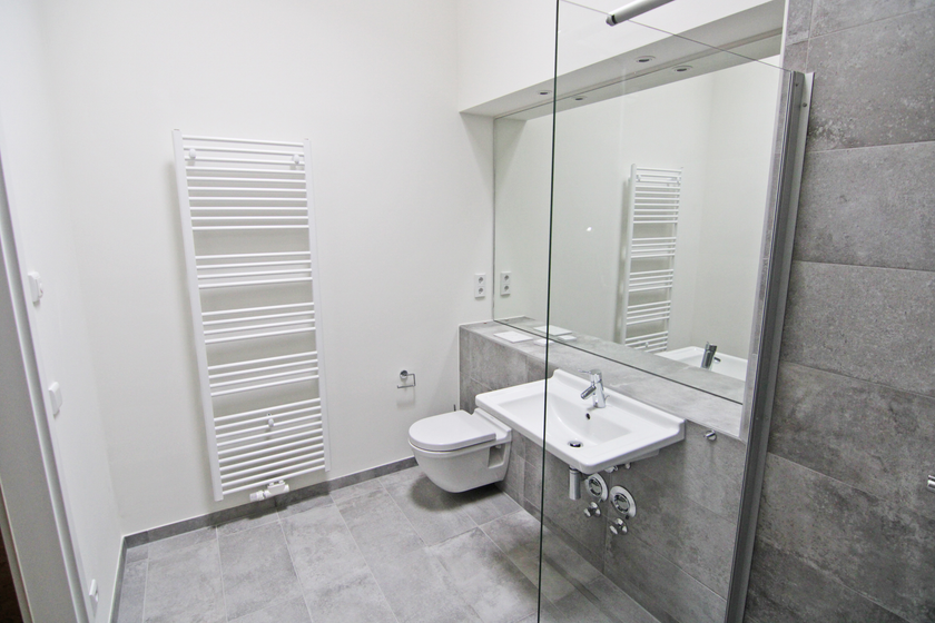 Elegantes Duschbad
