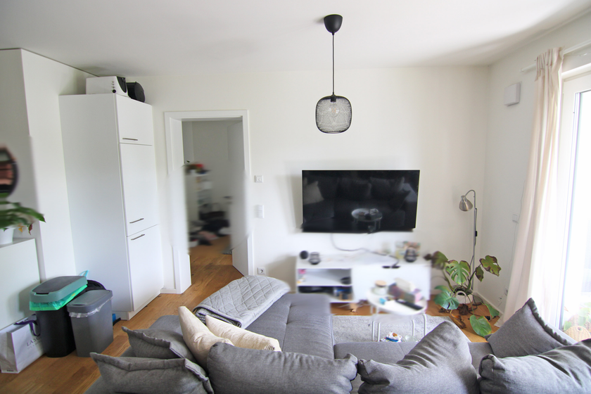 Sonniges Wohnzimmer 