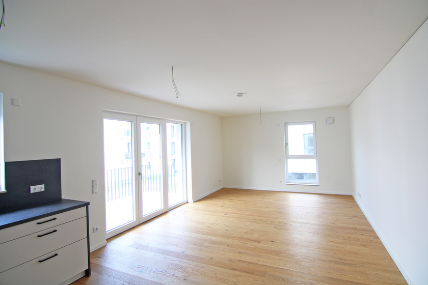 Wohnzimmer mit Südwestbalkon