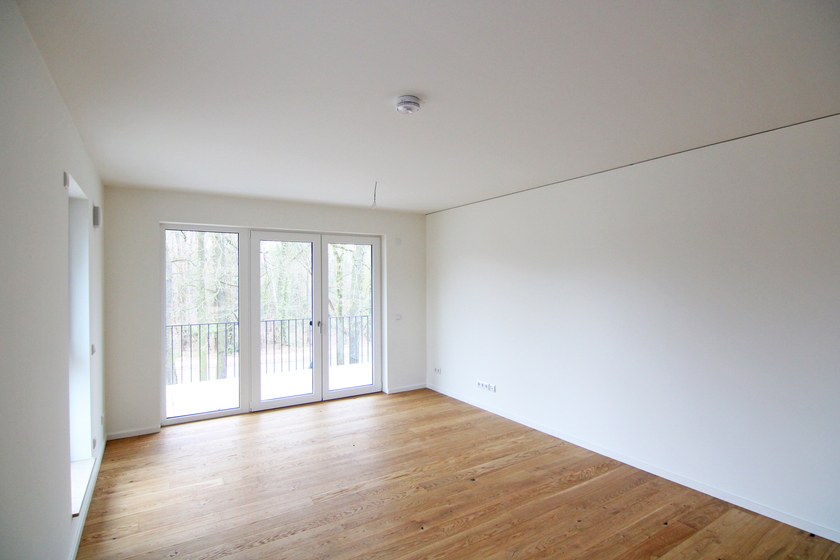 Geräumiges Wohnzimmer